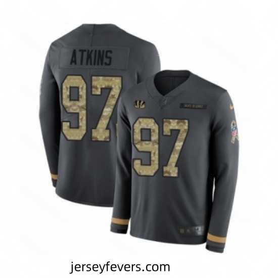 Mens Nike Cincinnati Bengals 97 Geno Atkins Limited Black Salute to Service Therma Long Sleeve NFL Jersey